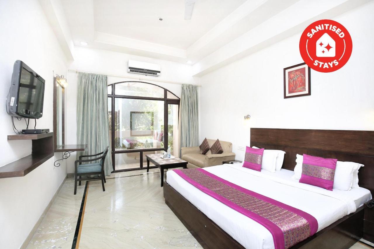 Capital O 15395 Hotel 42 Amritsar Exterior foto