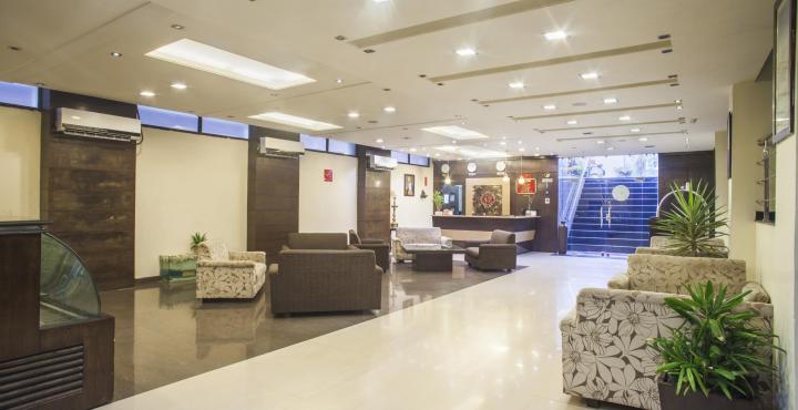 Capital O 15395 Hotel 42 Amritsar Exterior foto